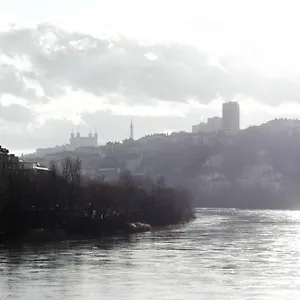 apt-les-jardins-de-st-clair.hotels-rhonealpes.com/